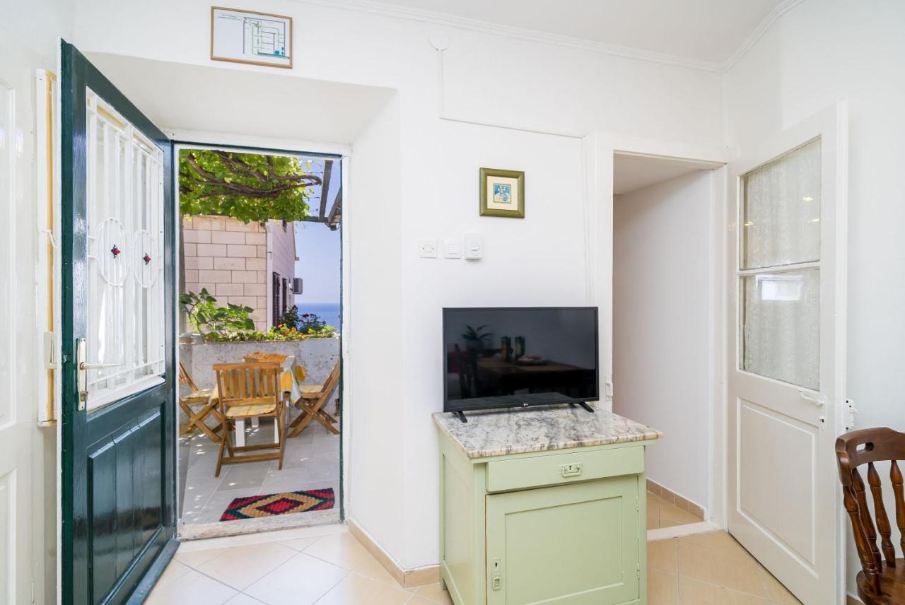 Marija Close To Old Town Apartment